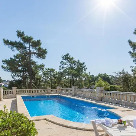 Sleeps 7 * Lloret de Mar